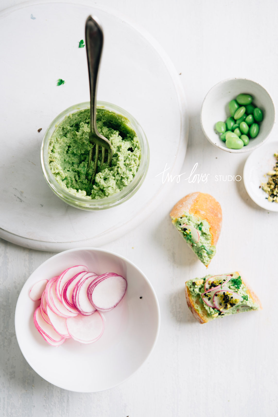 Two-Loves-Studio-Edamame-Avocado-Hummus-Toast-Mixed Lighting