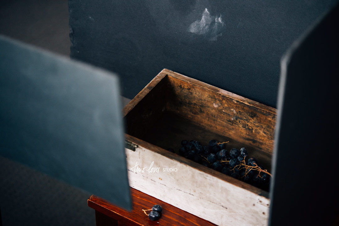 With just a box and some negative fill you can create dark food photography images. Click to read how to guide and behind the scenes images.