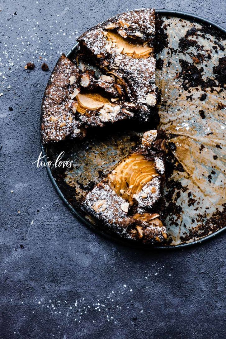 Chocolate round cake with pear caramelized topping