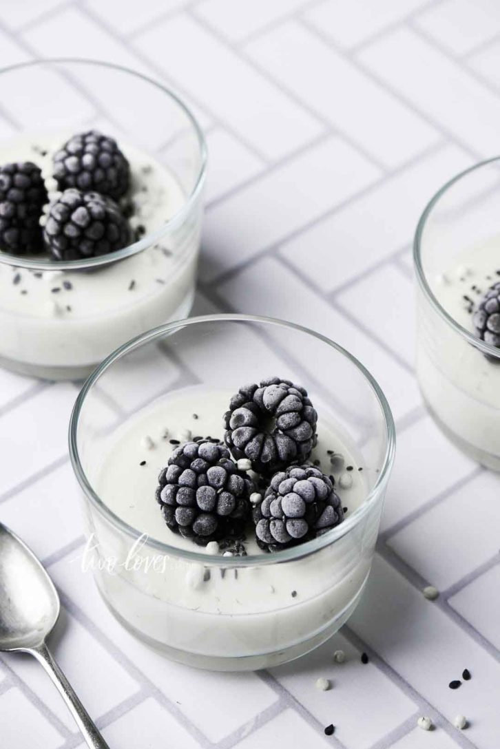 Image showing how vinyl backgrounds are a great food photography hack. One of 6 backdrop ideas for food photography. 